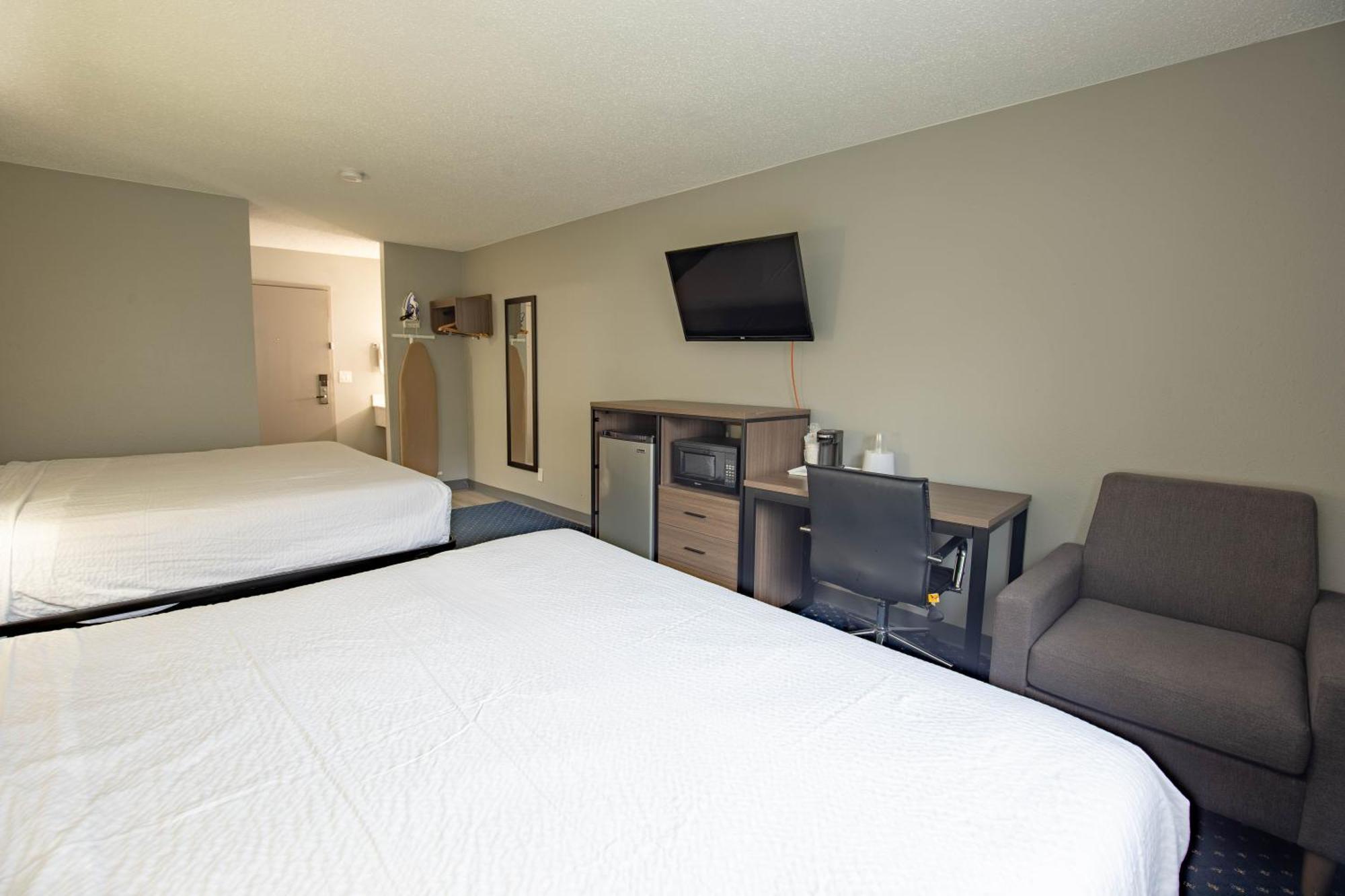 Super 8 By Wyndham Rockford I-90 Casino District Hotel Kültér fotó